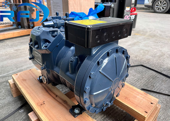 주문 냉각을 위한 R404 DLFP-30X-EWL 반 밀폐형 왕복 압축기 online manufacture