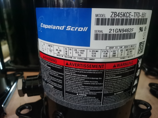 3개 단계 코플랜드 냉각 압축기 12HP 121000BTU ZP143KCE-TFD 흑색 컬러